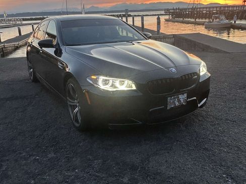 Used 2014 BMW M5 image 4