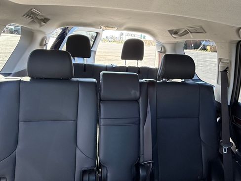 Used 2019 Lexus GX 460 Premium image 16