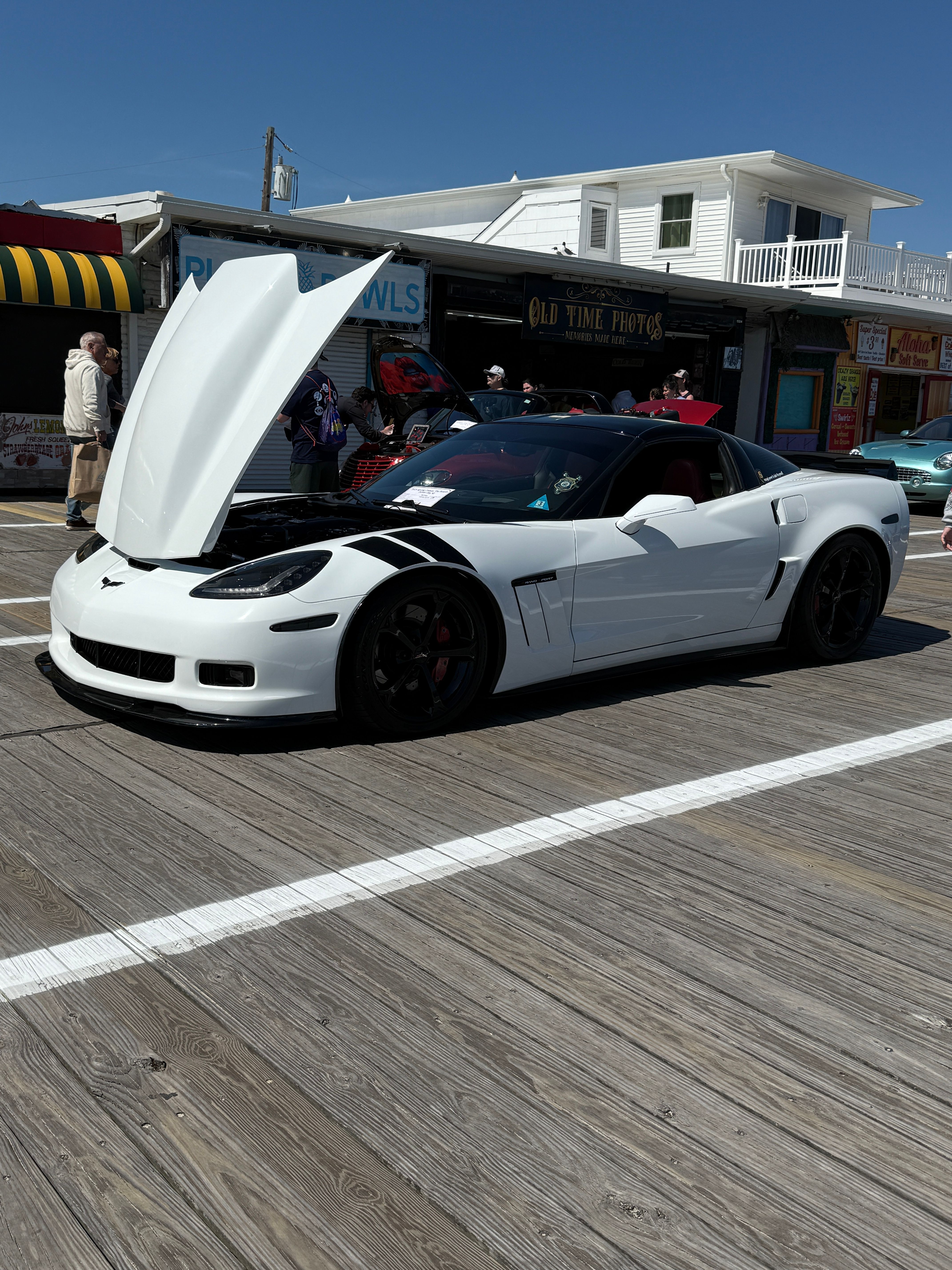 Used 2013 Chevrolet Corvette Grand Sport w/ 2LT Preferred Equipment Group RWD image 12