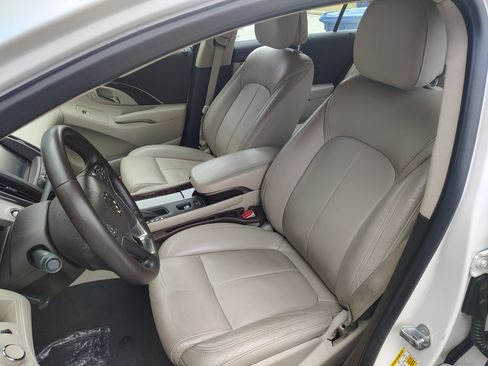 Used 2014 Buick LaCrosse Leather image 10