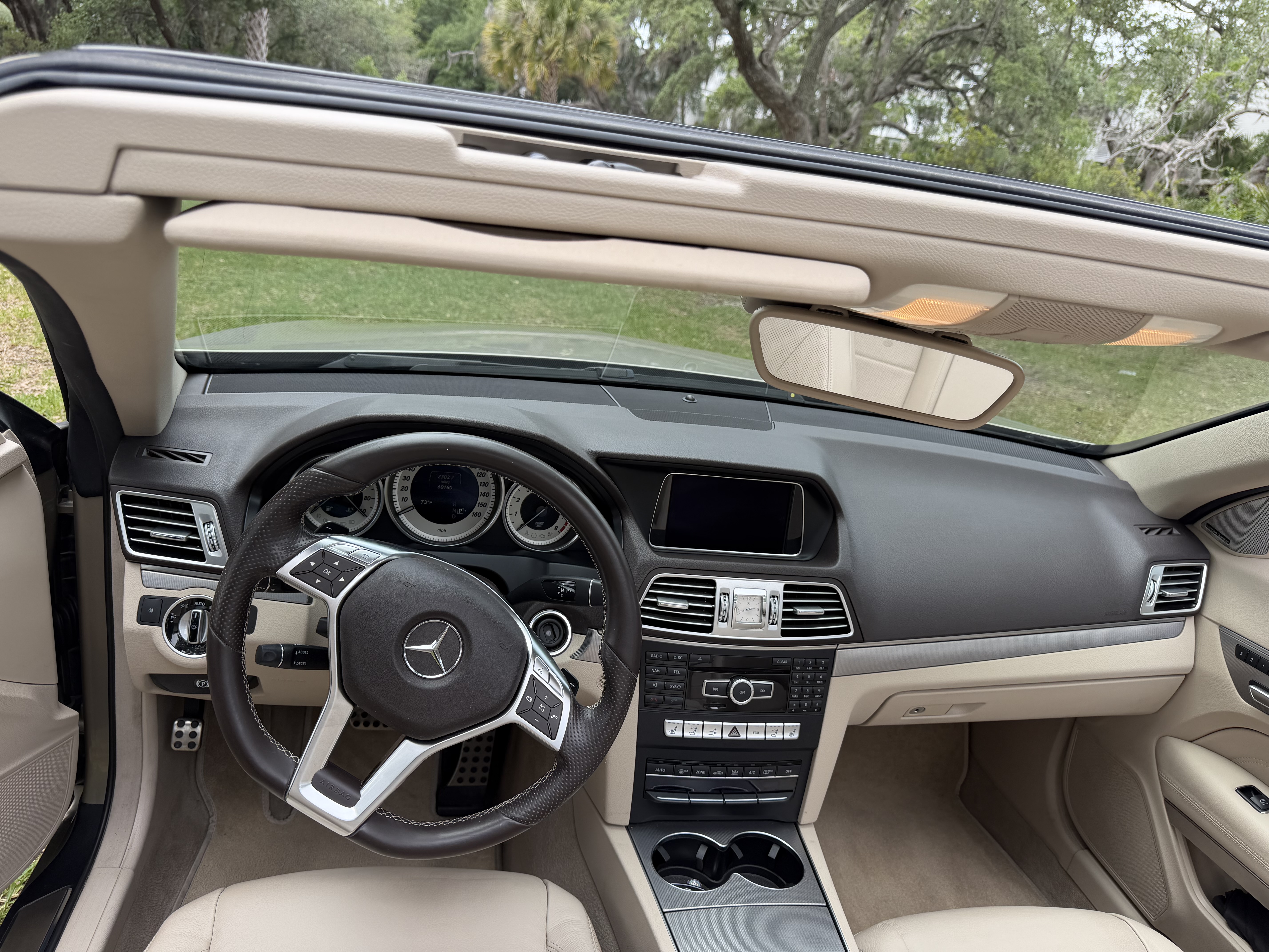Used 2015 Mercedes-Benz E 400 Cabriolet image 13