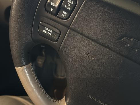 Used 2002 Chevrolet Monte Carlo SS w/ Pace Car Replica Pkg image 20