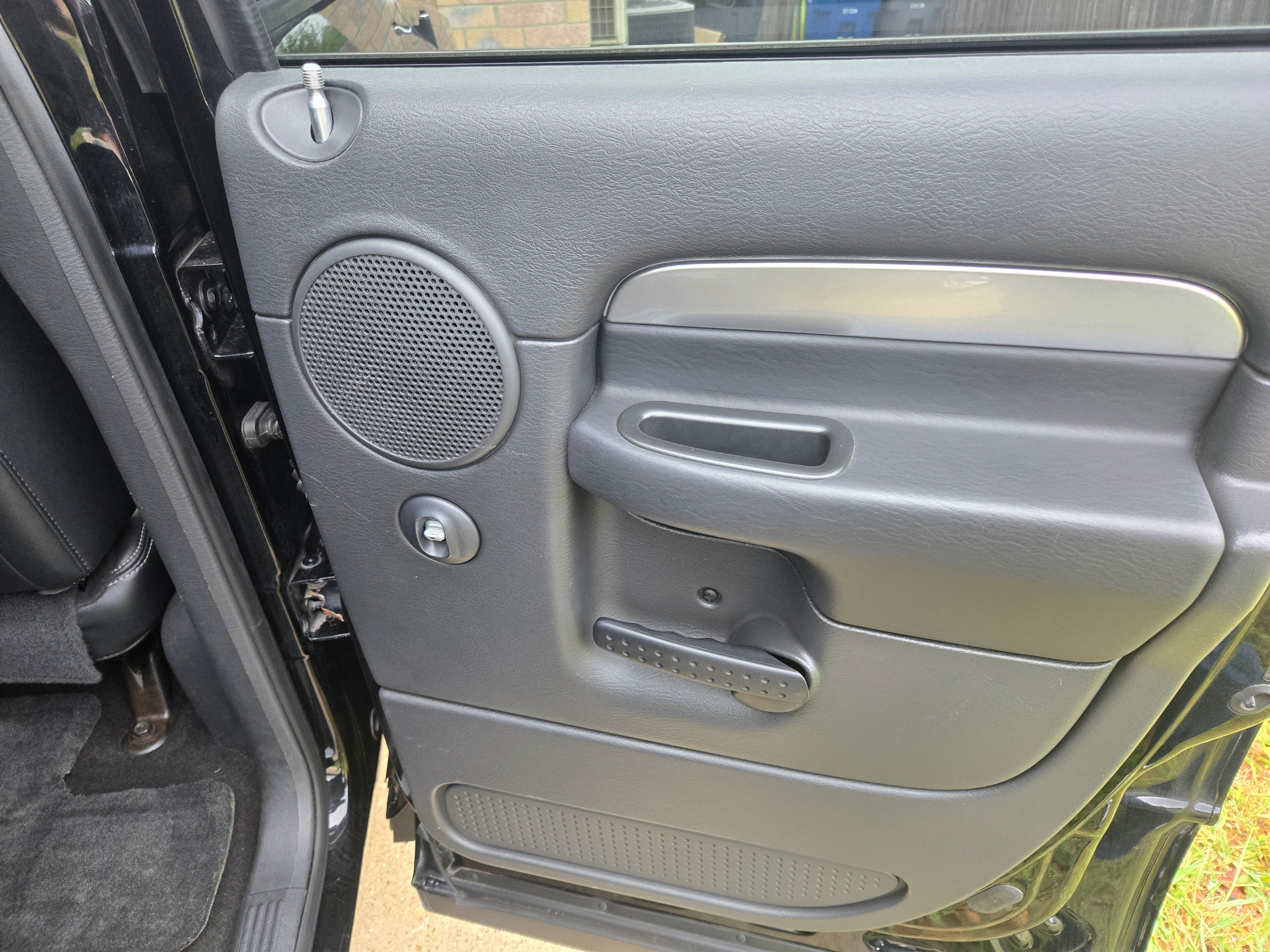 Used 2005 Dodge Ram 1500 Truck 2WD Quad Cab image 30
