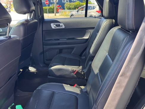 Used 2013 Ford Explorer Sport image 15