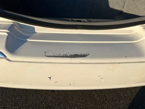 Used 2003 Lincoln Town Car Signature image 18