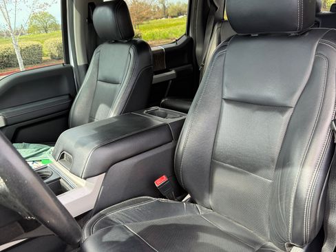 Used 2019 Ford F250 Lariat w/ Lariat Value Package image 25