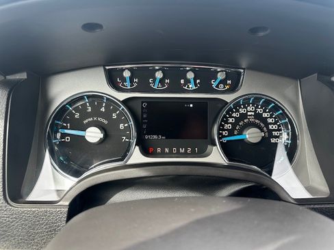 Used 2014 Ford F150 Platinum image 16