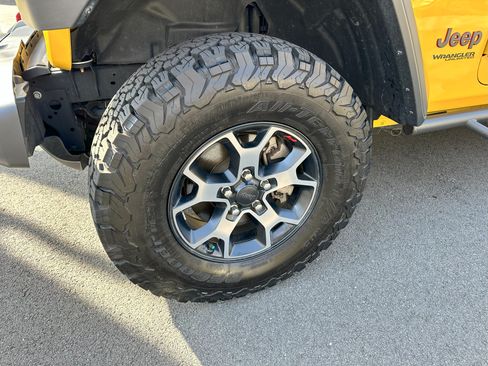 Used 2018 Jeep Wrangler Unlimited Rubicon image 6