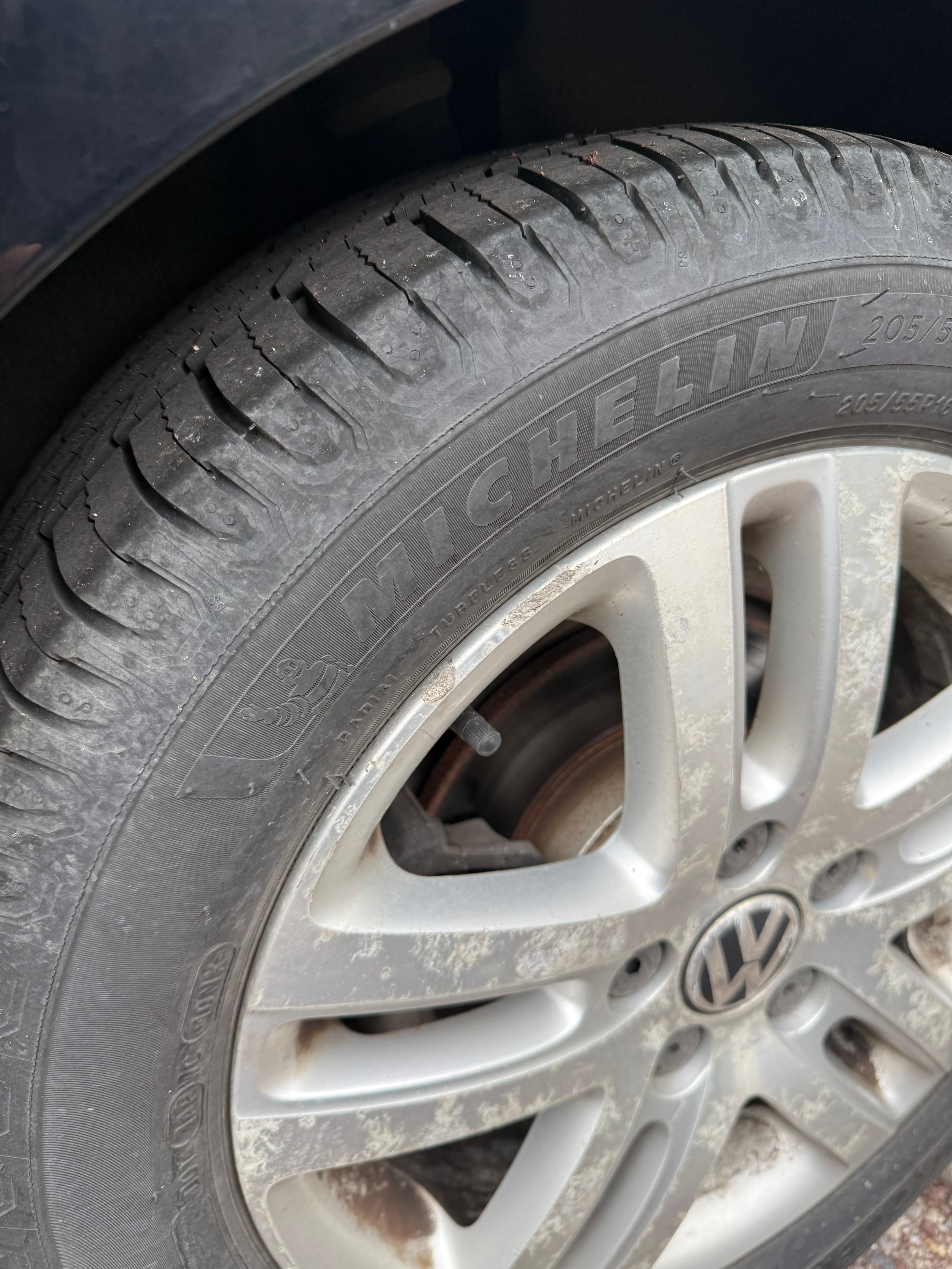 Used 2005 Volkswagen Jetta TDI FWD image 8
