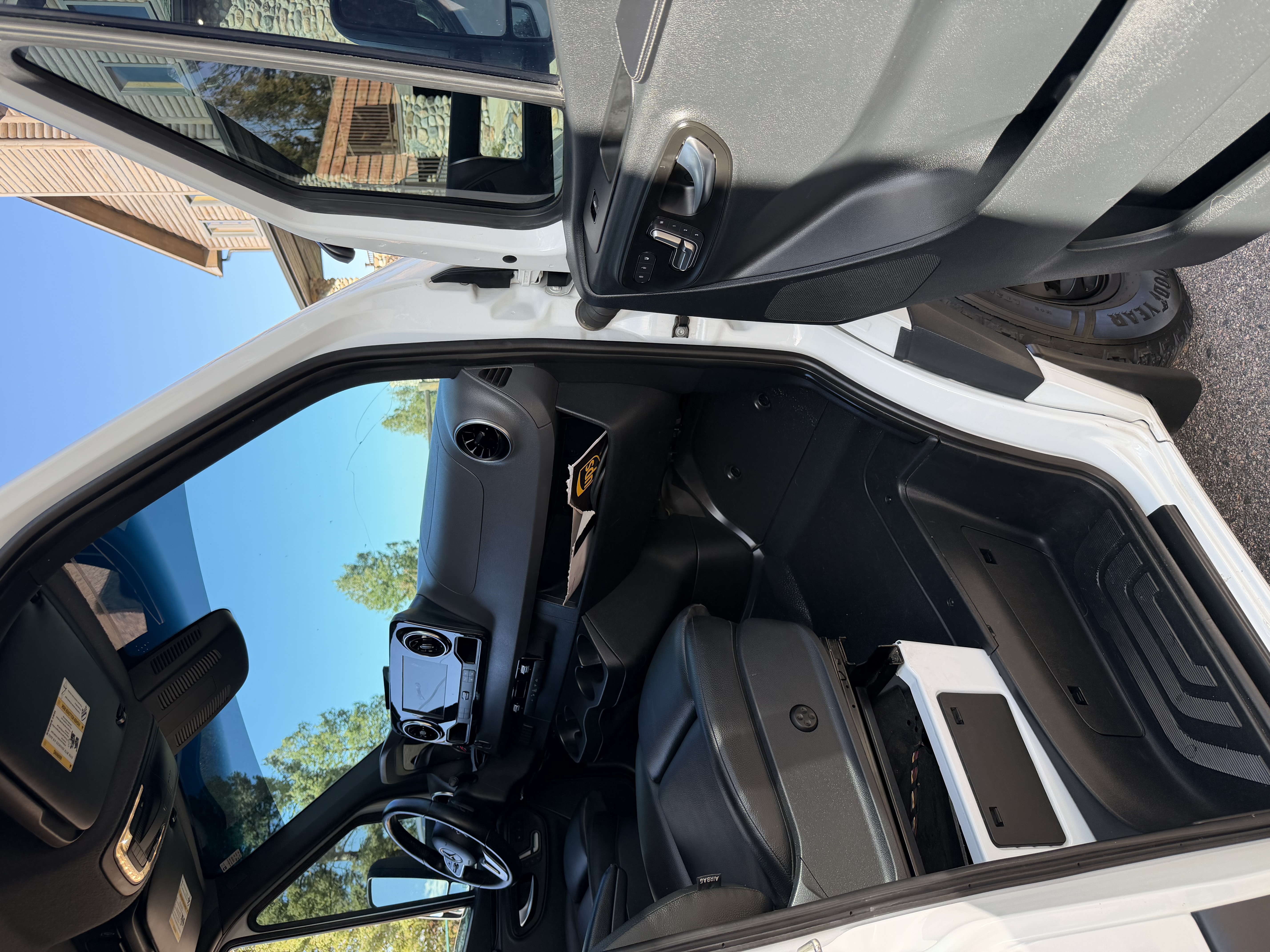 Used 2019 Mercedes-Benz Sprinter 170 image 23