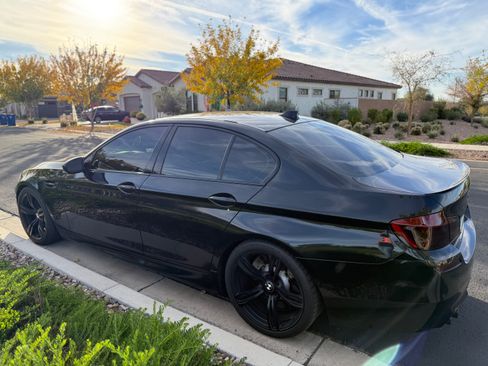 Used 2015 BMW M5 image 5