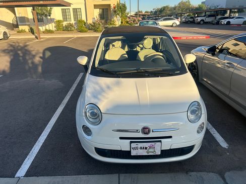 Used 2015 FIAT 500 Pop image 2