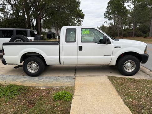 Used 2000 Ford F250 Short Bed image 4