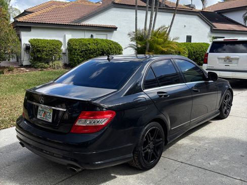 Used 2009 Mercedes-Benz C 350 Sport image 6