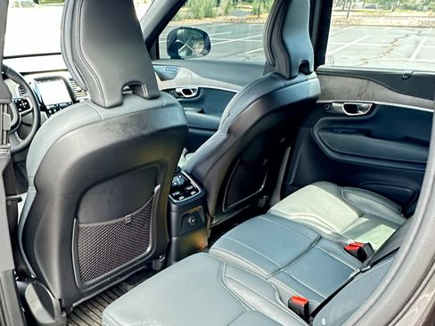 Used 2023 Volvo XC90 T8 Ultimate w/ Protection Package Premier AWD/4WD image 18