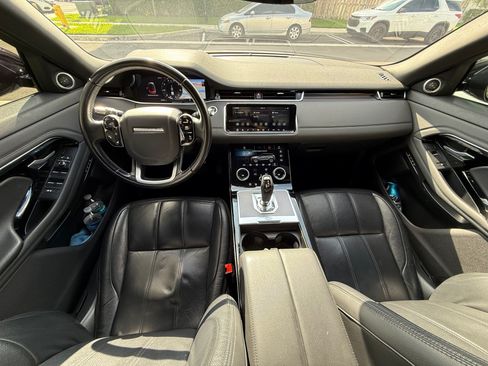 Used 2020 Land Rover Range Rover Evoque SE image 10