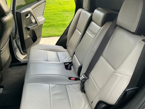 Used 2016 Toyota RAV4 XLE image 15