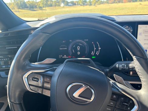 Used 2024 Lexus RX 350h image 8