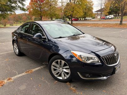 Used 2017 Buick Regal Premium w/ Driver Confidence Package #2