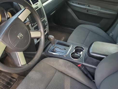 Used 2009 Dodge Charger SXT image 1