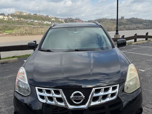 Used 2013 Nissan Rogue SV image 5