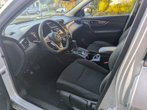 Used 2017 Nissan Rogue Sport S w/ S Appearance Package image 15