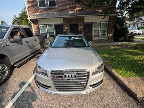 Used 2014 Audi S8 w/ Driver Assistance Package AWD/4WD image 9