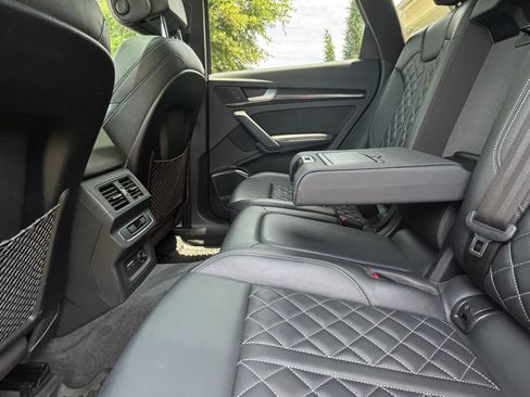 Used 2020 Audi SQ5 Prestige AWD/4WD image 16