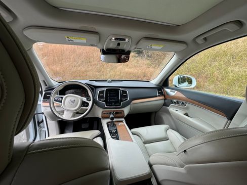 Used 2019 Volvo XC90 T6 Inscription w/ Advanced Package AWD/4WD image 22