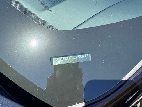 Used 2020 Land Rover Range Rover SV Autobiography Dynamic image 9