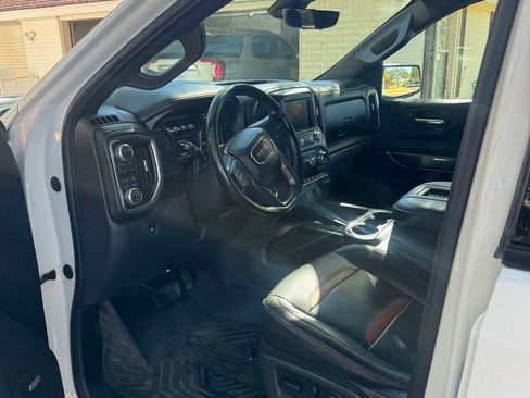 Used 2021 GMC Sierra 1500 AT4 w/ AT4 Premium Package image 5
