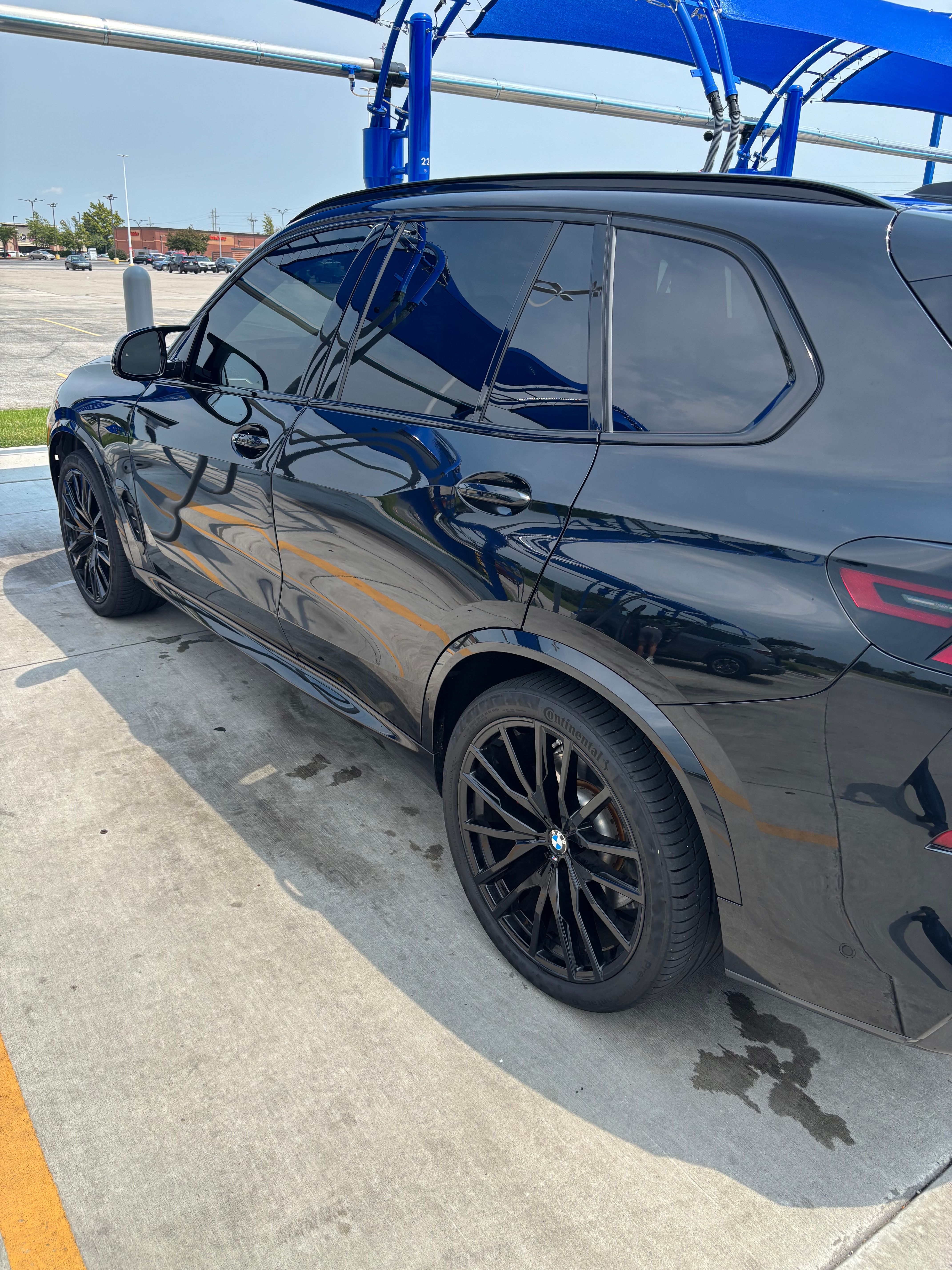 Used 2024 BMW X5 M60i AWD/4WD image 17