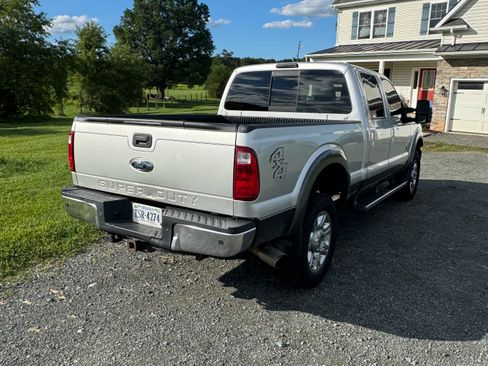 Used 2016 Ford F350 Lariat w/ Lariat Ultimate Package AWD/4WD image 4