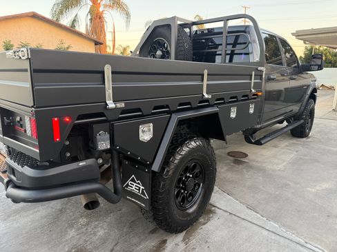 Used 2023 RAM 3500 Tradesman w/ Convenience Group image 18