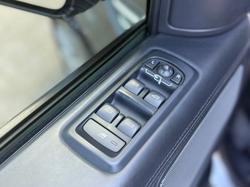 Used 2011 Land Rover Range Rover Sport Supercharged image 22