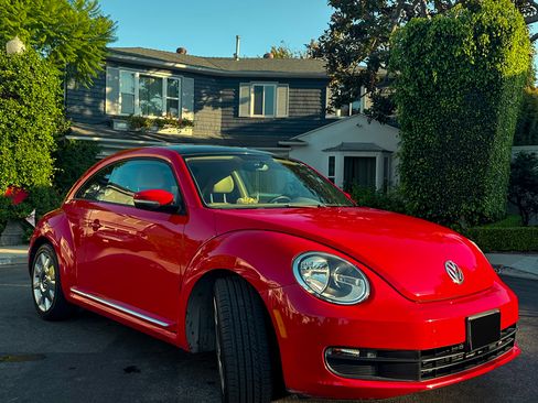 Used 2013 Volkswagen Beetle 2.5 FWD image 30