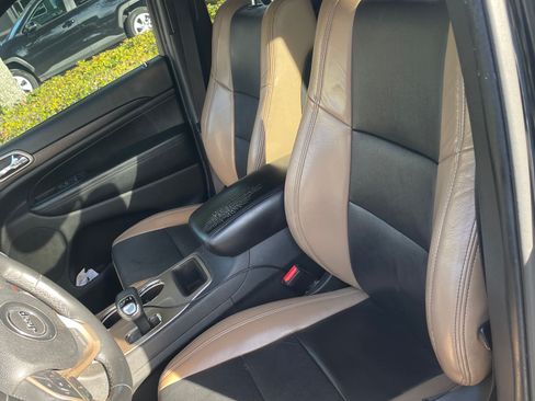 Used 2014 Jeep Grand Cherokee Laredo w/ Quick Order Package 23E image 9