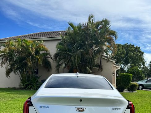 Used 2021 Cadillac CT4 Premium Luxury RWD image 25