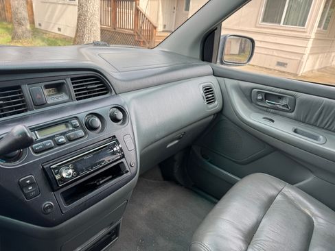 Used 2003 Honda Odyssey EX-L image 14