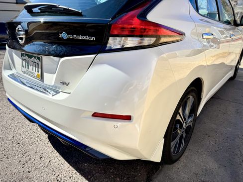 Used 2020 Nissan Leaf SV w/ SV Technology Package image 6
