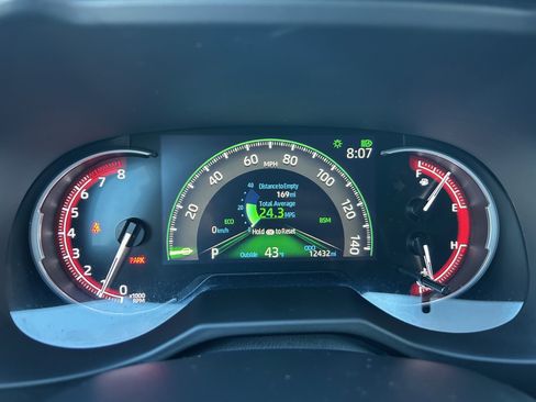 Used 2023 Toyota RAV4 XLE w/ Convenience Package image 12