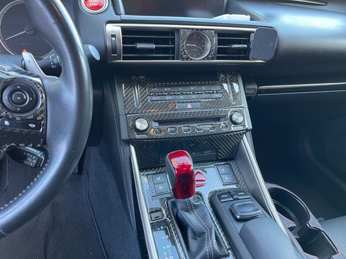 Used 2015 Lexus IS 250 image 4