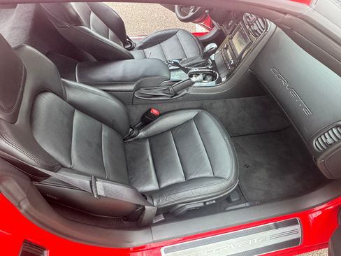 Used 2012 Chevrolet Corvette Grand Sport w/ 2LT Preferred Equipment Group RWD image 8