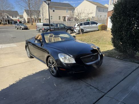 Used 2008 Lexus SC 430 Convertible image 9