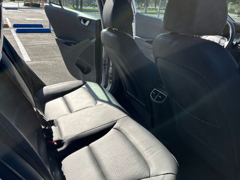 Used 2019 Hyundai Ioniq Limited image 16