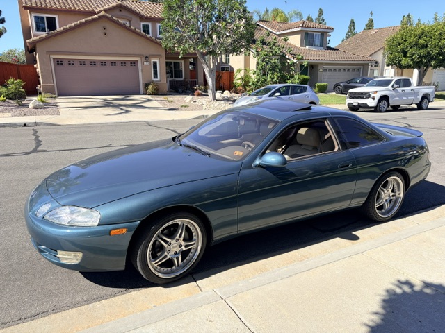 Used 1995 Lexus SC 300 Coupe RWD image 2