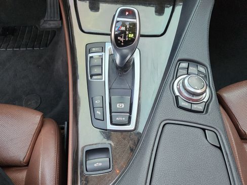 Used 2012 BMW 640i Convertible image 23