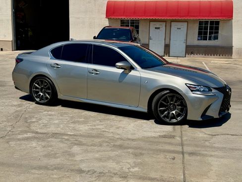 Used 2018 Lexus GS 350 F Sport RWD image 2
