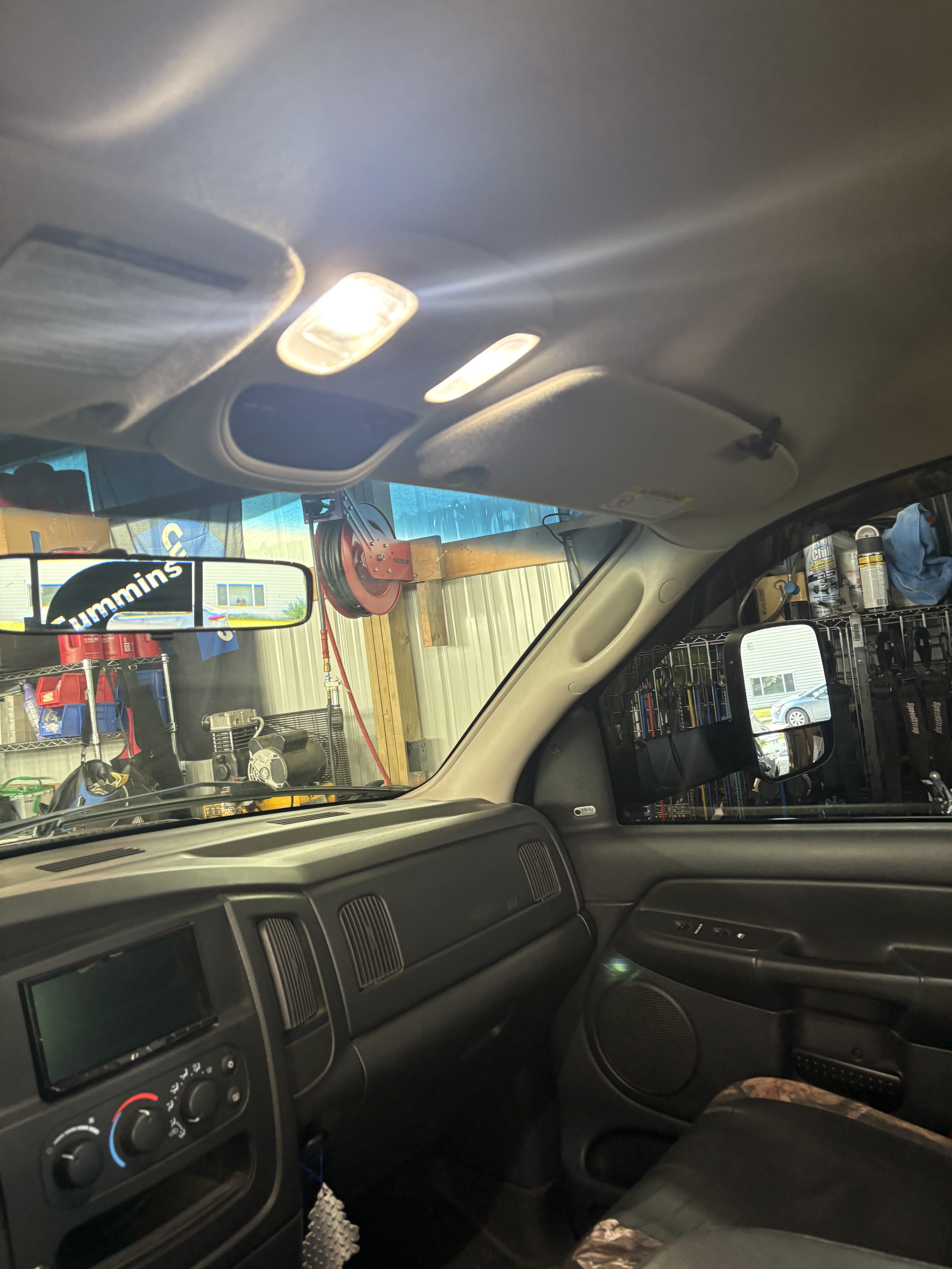 Used 2003 Dodge Ram 2500 Truck SLT AWD/4WD image 8
