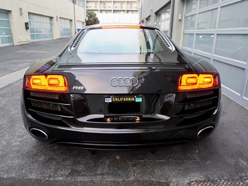 Used 2011 Audi R8 V10 AWD/4WD image 10